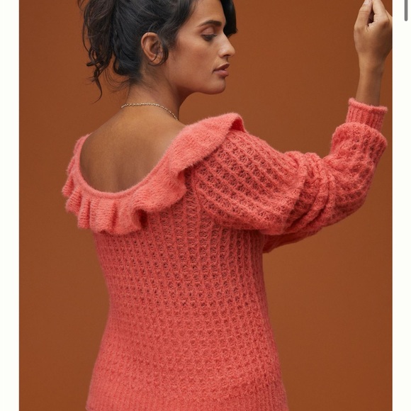 ✨ Anthropologie Ruffled Boat Neck Sweater Sz S - Picture 2 of 5
